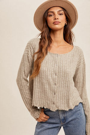 Cabbage Hem Crop Shirt