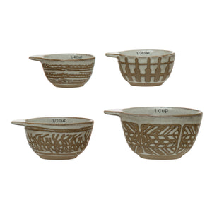 Measuring Cups with Wax Relief Pattern