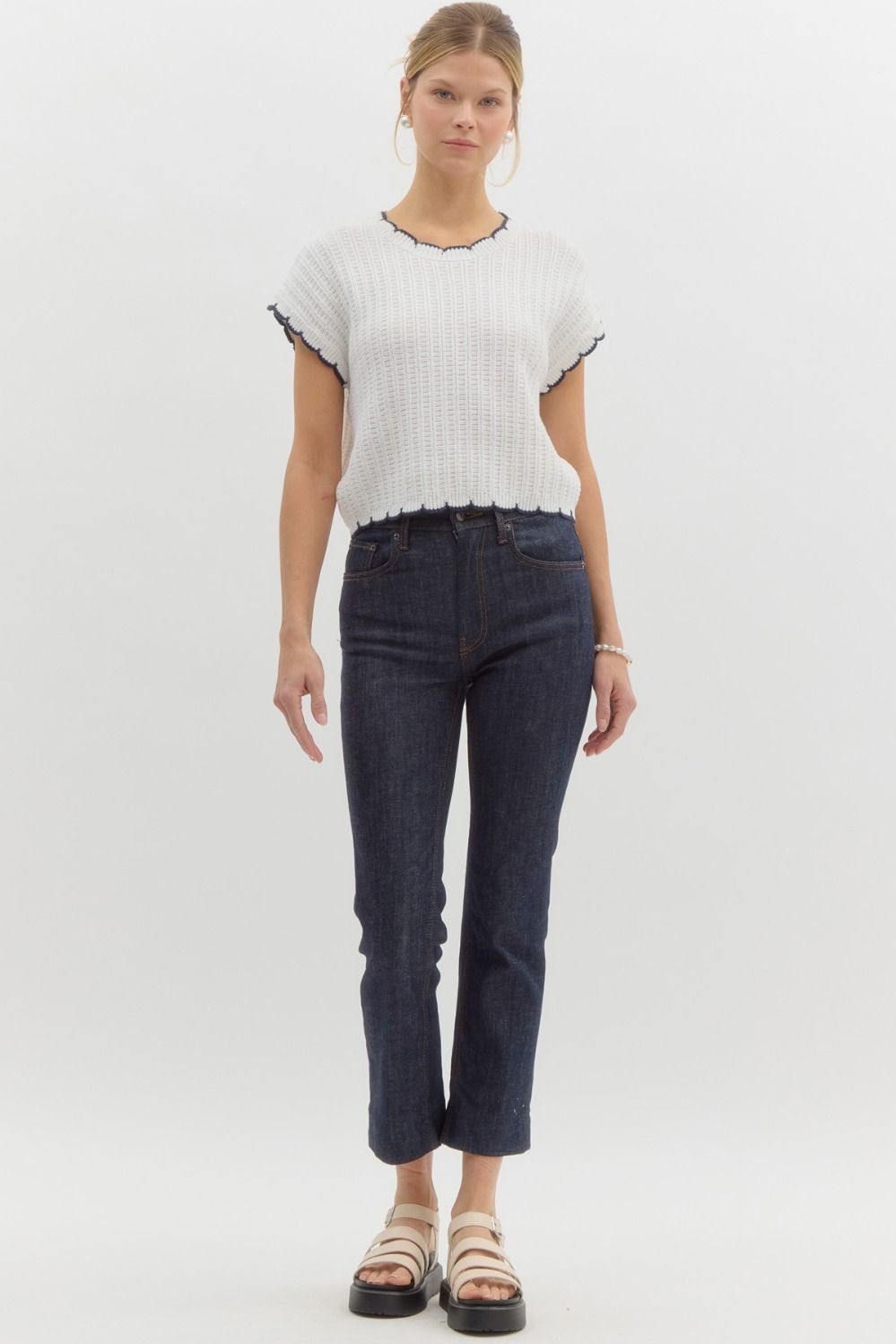 Solid Scallop Edge Top - White