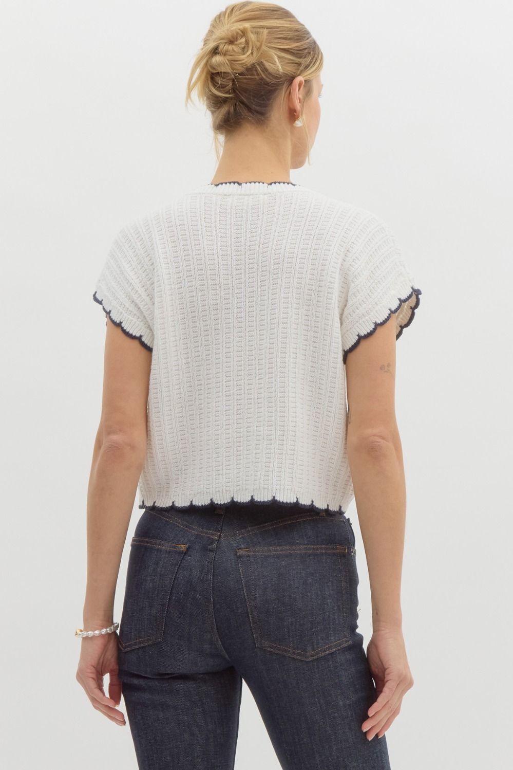 Solid Scallop Edge Top - White