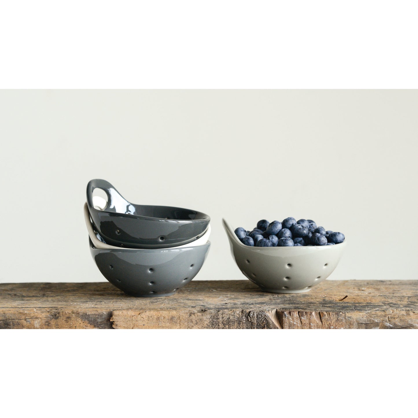 Stoneware Berry Bowl